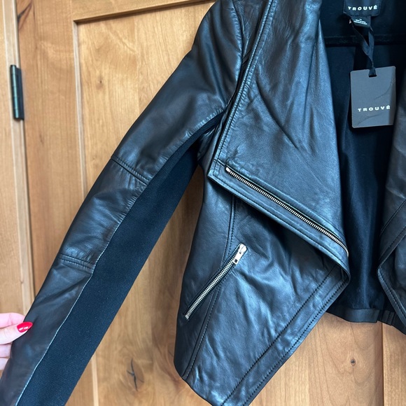 REVOLVE x Trouvé 100% Leather Jacket - Picture 8 of 11